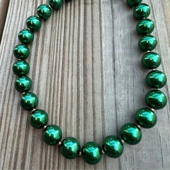 Anthropologie GREEN PEARL NECKLACE - Picture 2 of 4